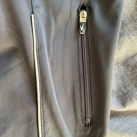 SUGOI Thermal Running Top - Picture 3 of 7